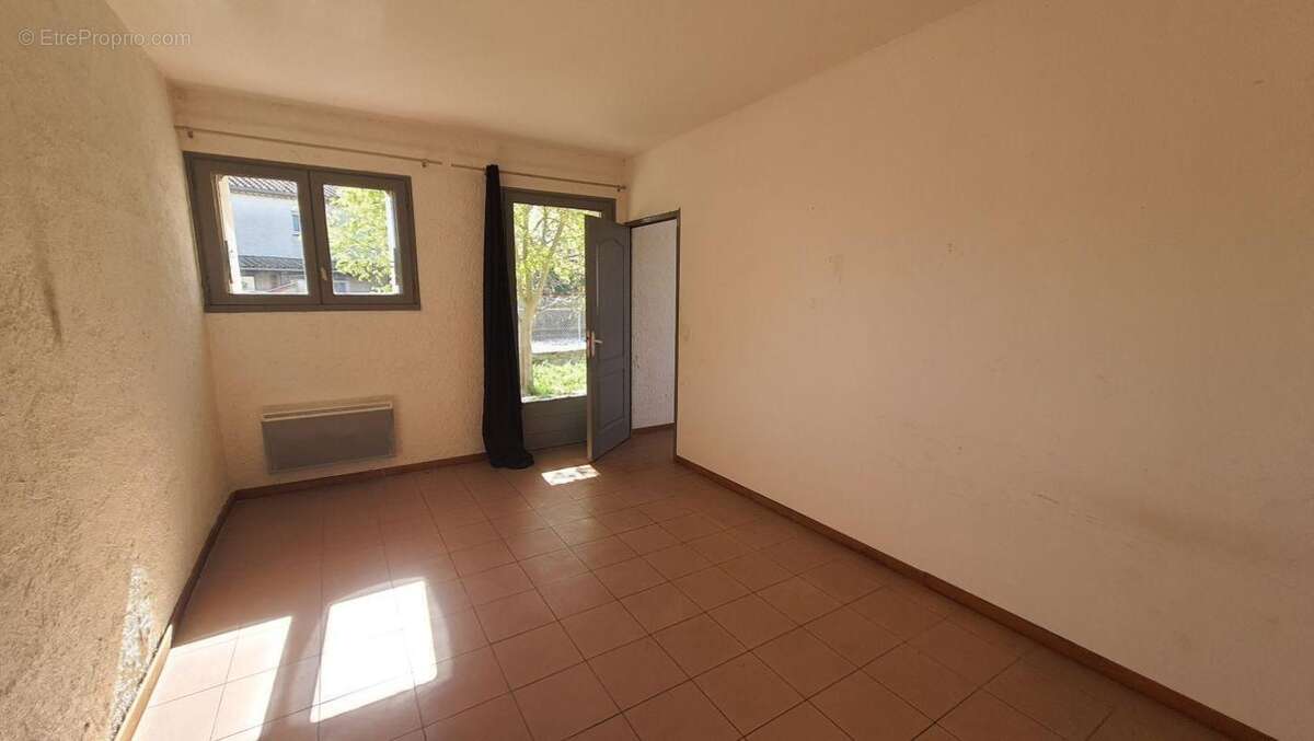 Maison à LEZIGNAN-CORBIERES