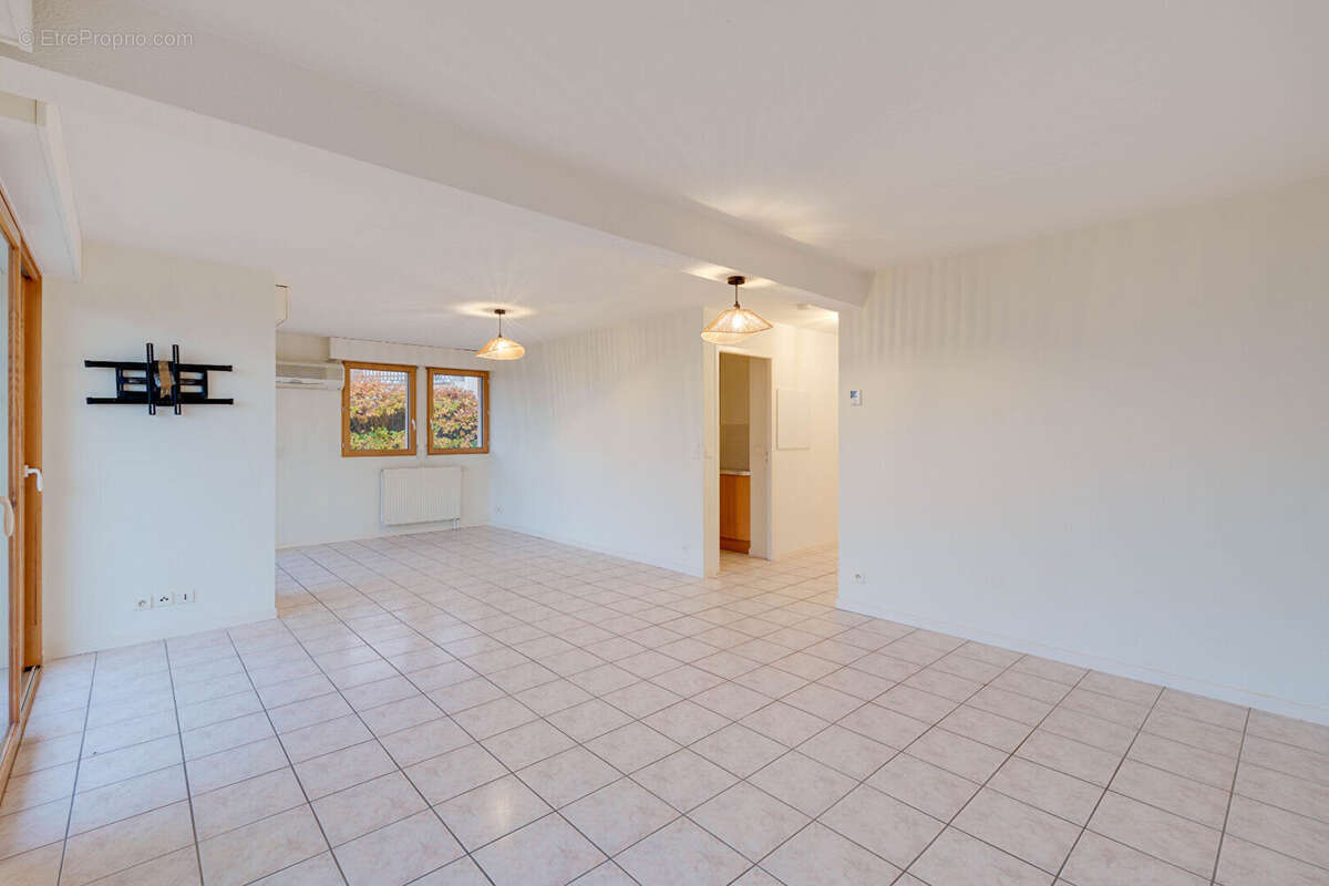 Appartement Publier 5 pièces 85.48m² en rez-de-jardin avec petite vue lac - photo 10