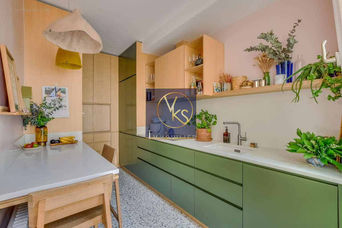 Appartement à PARIS-9E