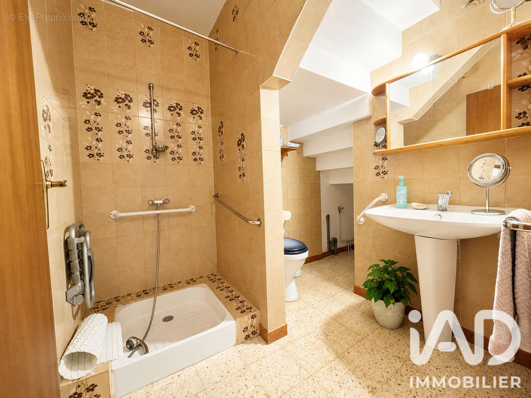 Maison 167 m² à Sainte-Marie  - photo 6