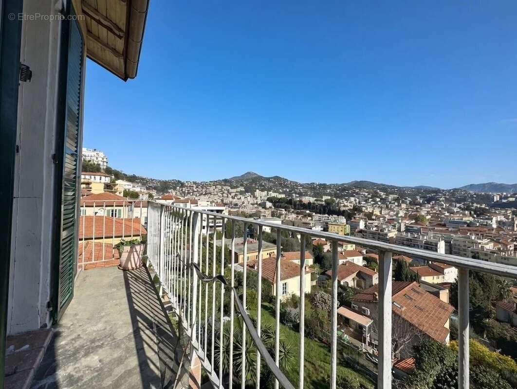 Appartement à NICE