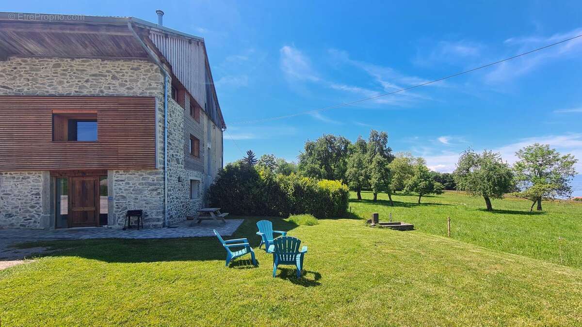 Appartement à LARRINGES