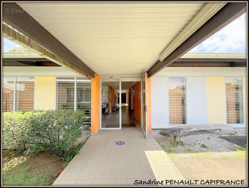 Commerce à KOUROU