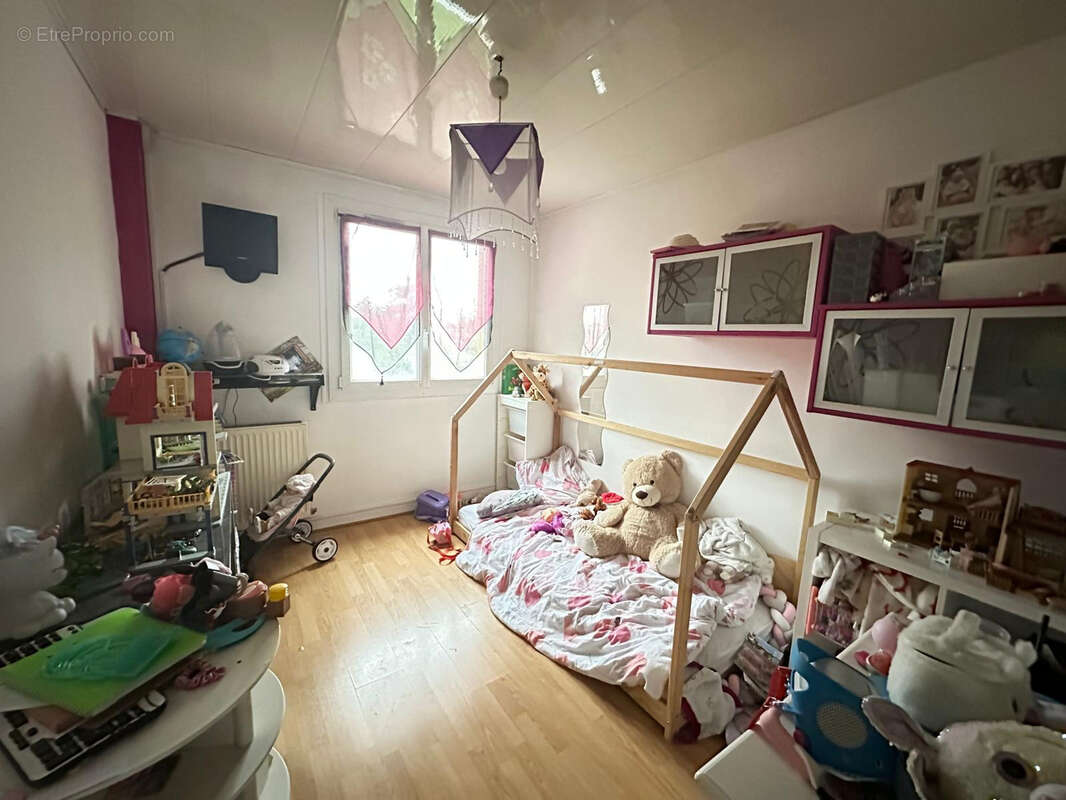 Appartement à BROU-SUR-CHANTEREINE