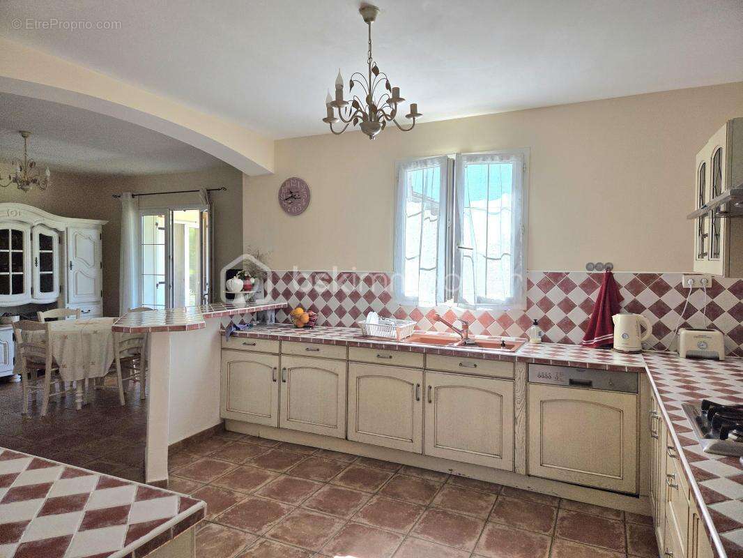 Maison à LEDIGNAN