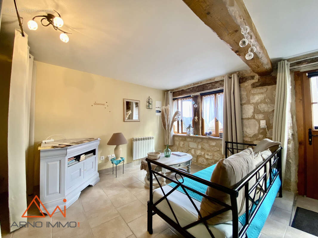 Maison à VIEUX