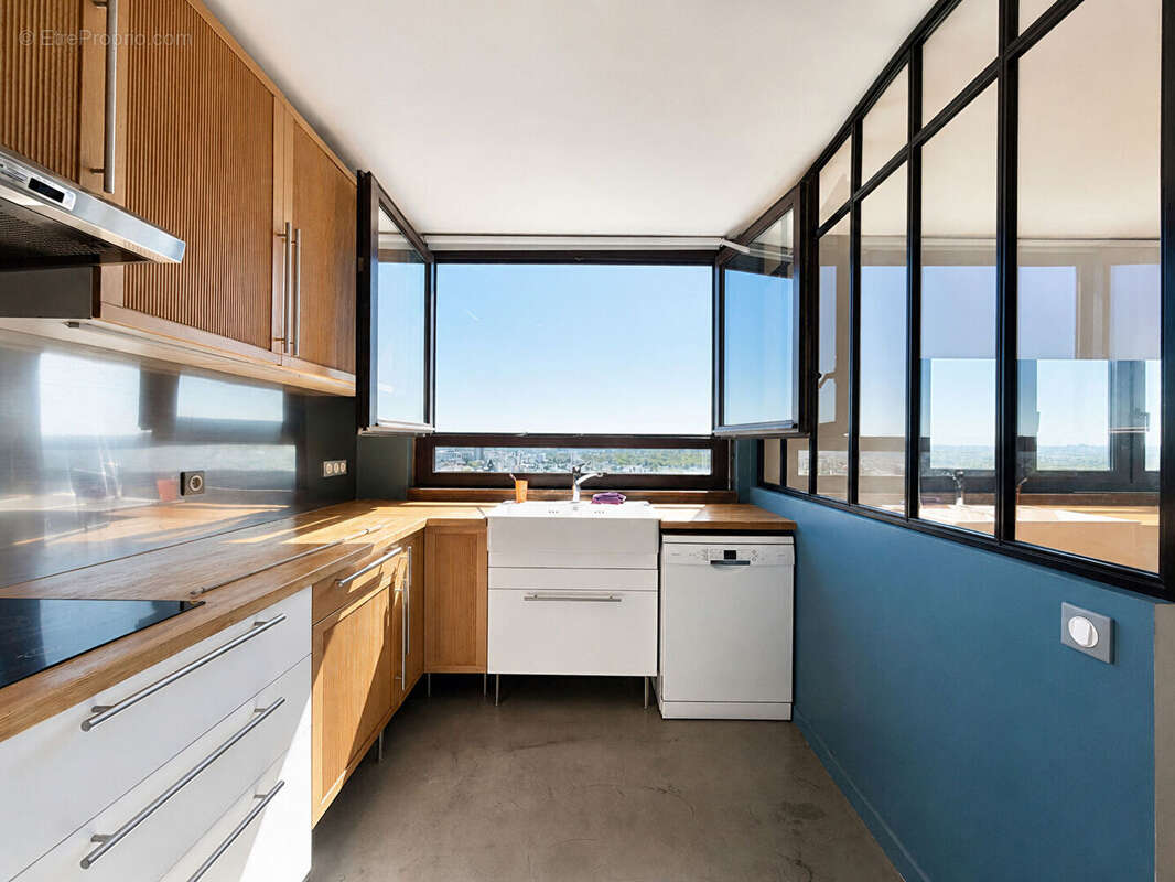 Appartement à FONTENAY-SOUS-BOIS