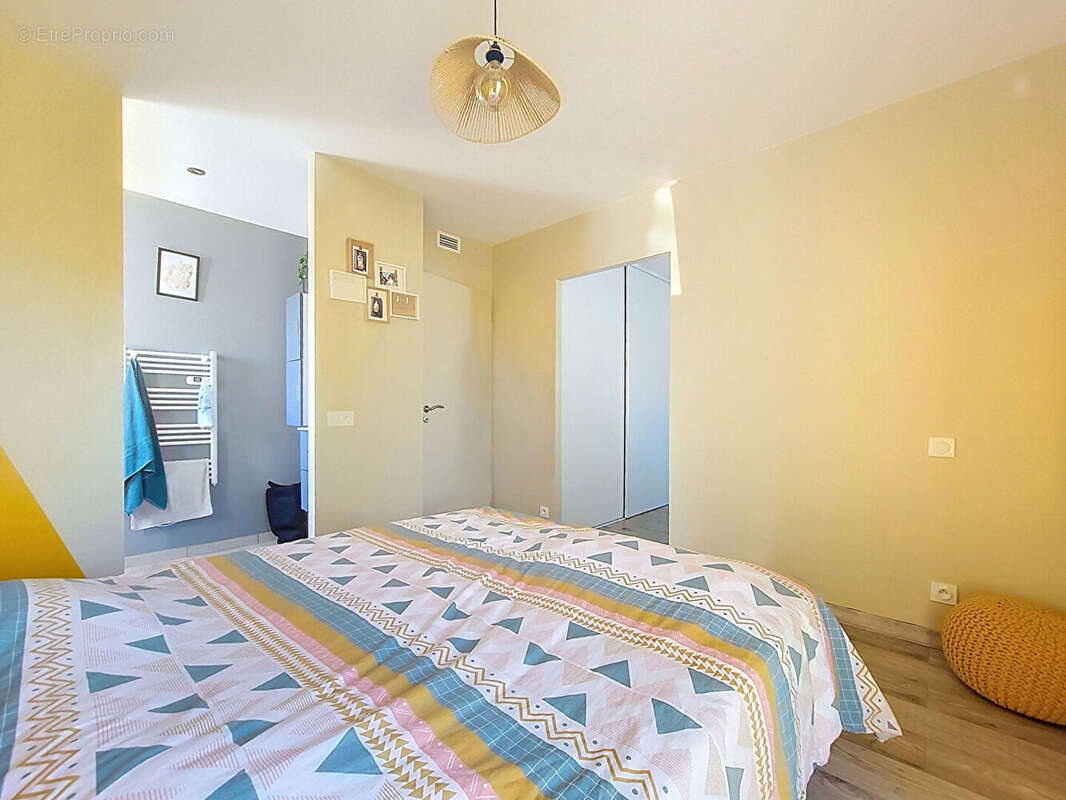 Maison à PAREMPUYRE