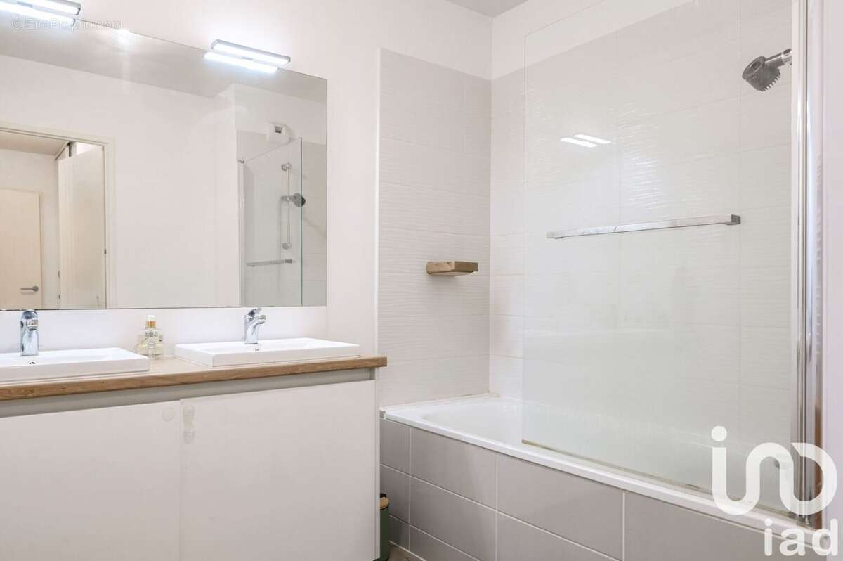 Photo 8 - Appartement à MARSEILLE-12E