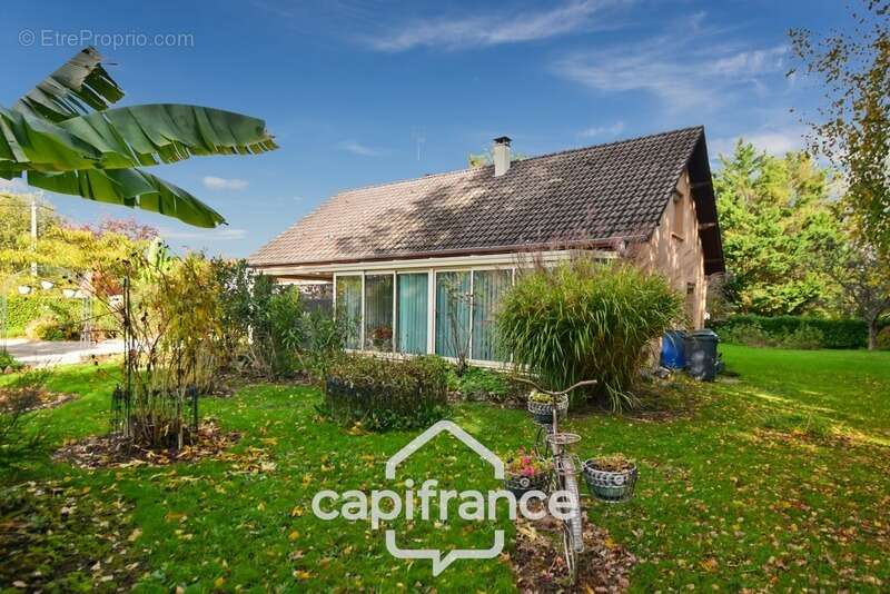 Maison à SAINT-GERMAIN-DU-BOIS