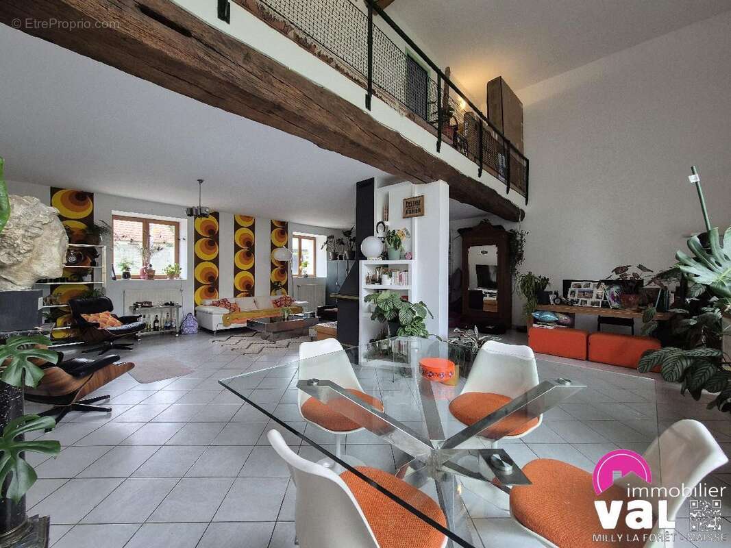 Maison à MILLY-LA-FORET