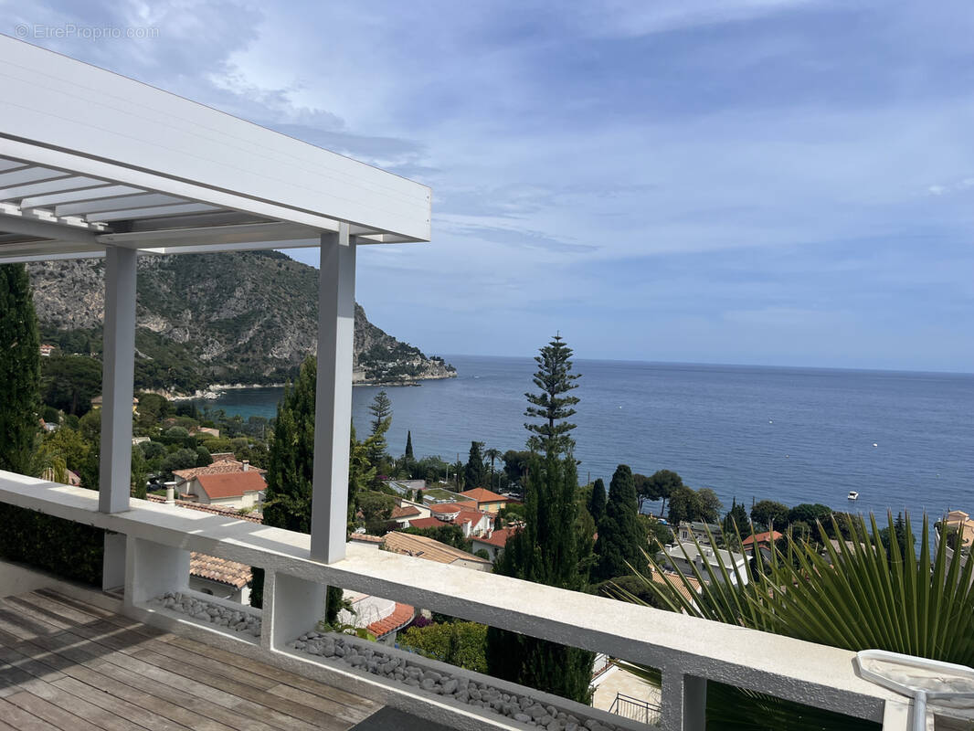 Maison à EZE