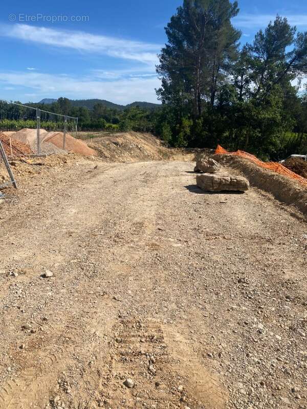 Terrain à BRIGNOLES
