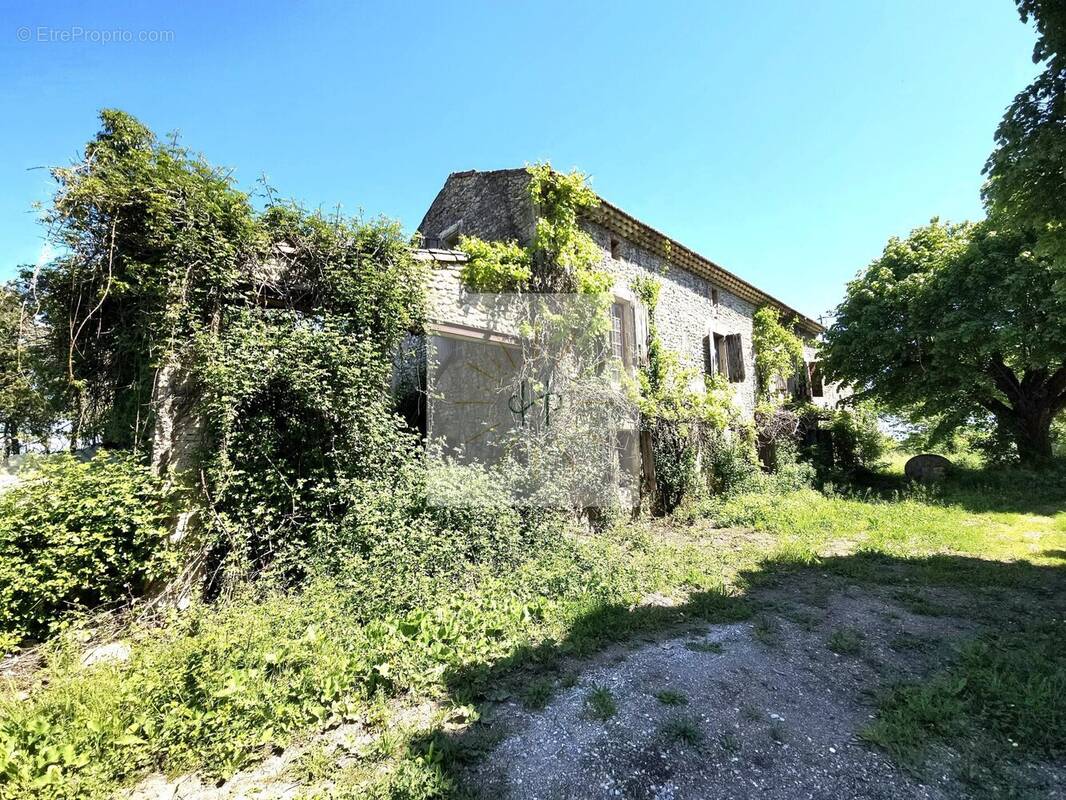 Maison à BONLIEU-SUR-ROUBION