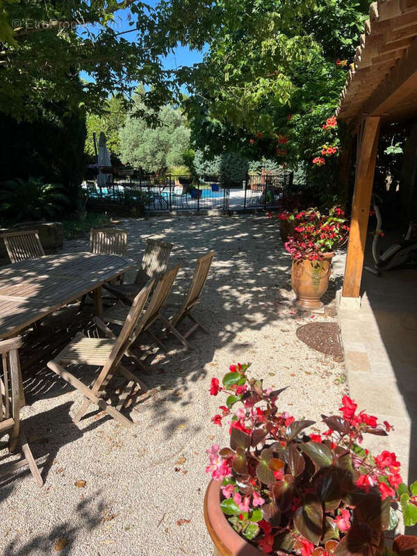 Maison à PIOLENC