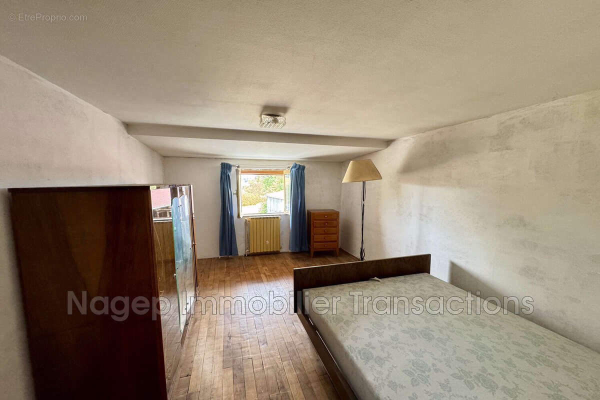 Maison 129 m² à Brout-Vernet  - photo 8