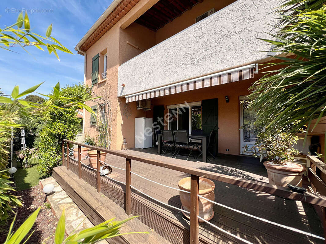 Appartement à LE PRADET