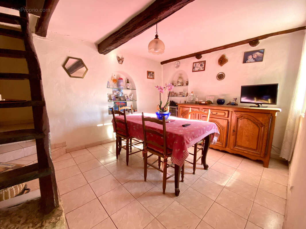 Maison à TOURRETTE-LEVENS