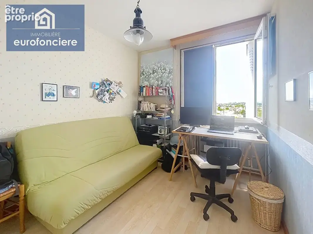 Appartement St André Les Vergers 4 pièces - photo 8