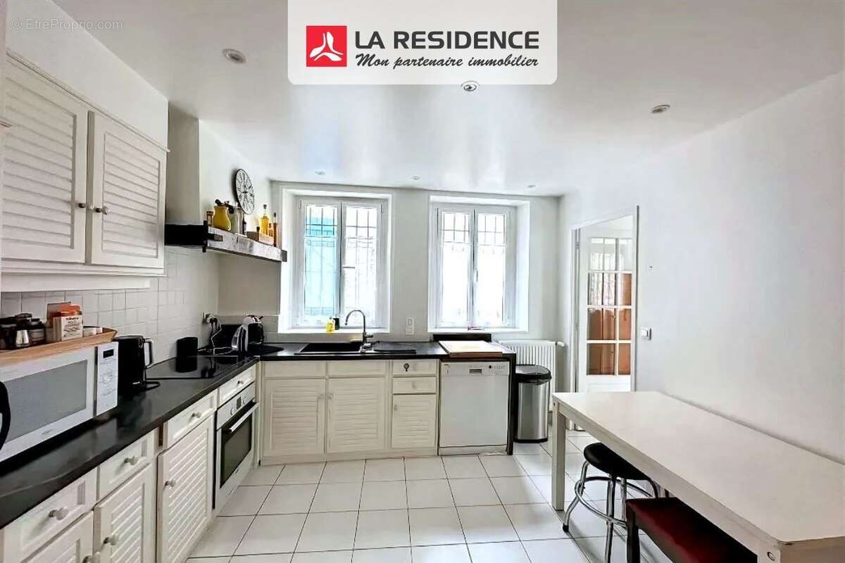 Maison à L'ETANG-LA-VILLE