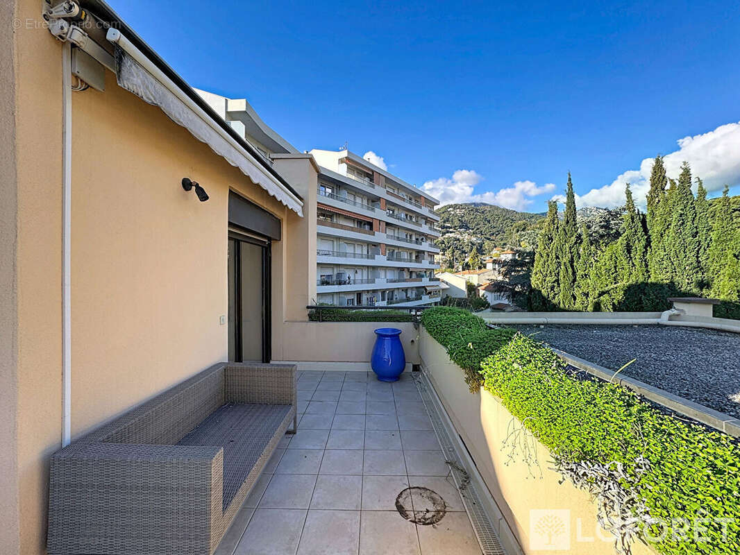 Appartement à MENTON