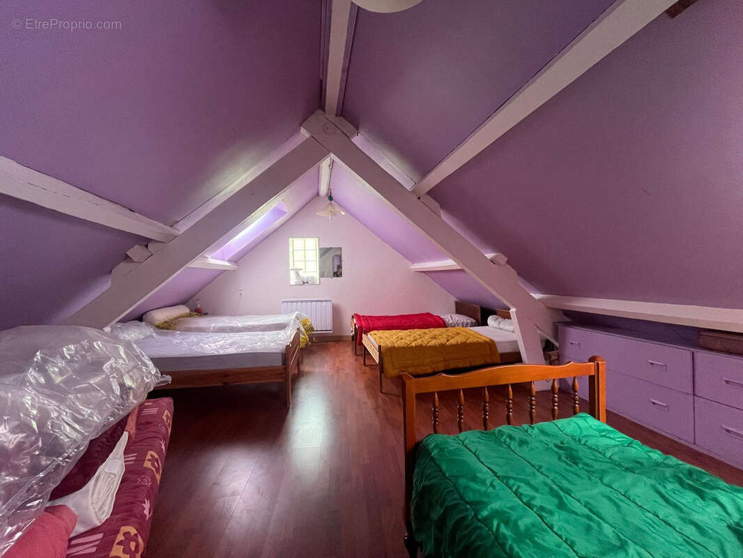 Au cœur de Gavarnie : 170 m2, 3 logements indépendants, fort potentiel locatif ! - photo 7