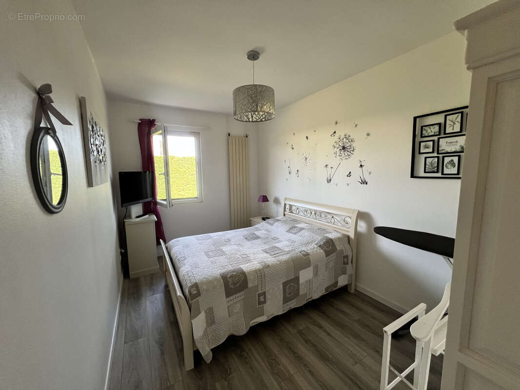 Maison à VETRAZ-MONTHOUX