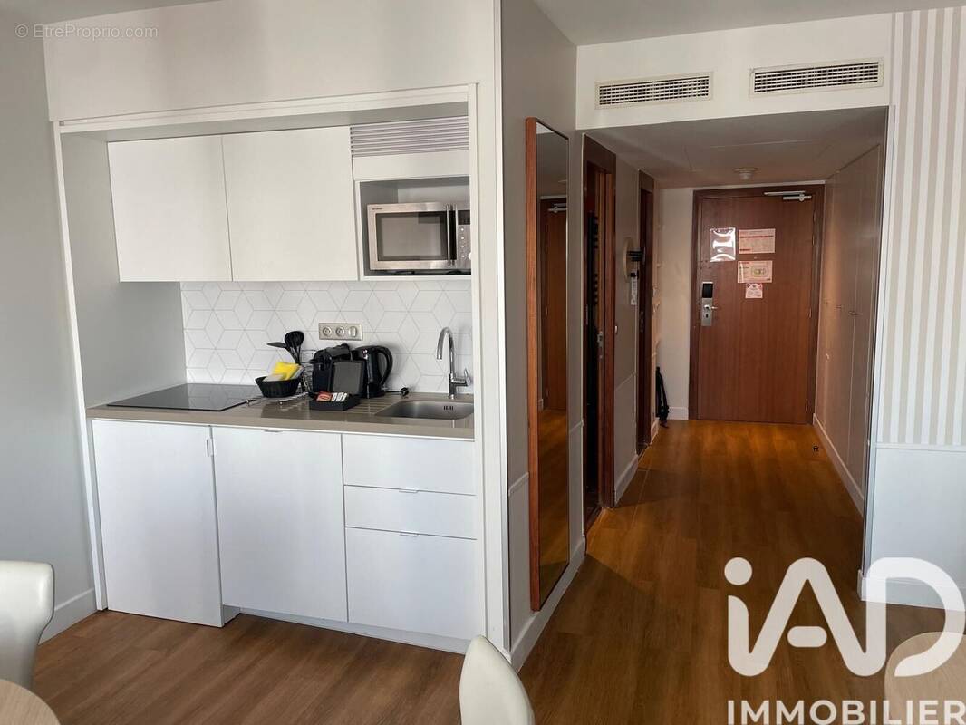 Photo 1 - Appartement à PARIS-15E