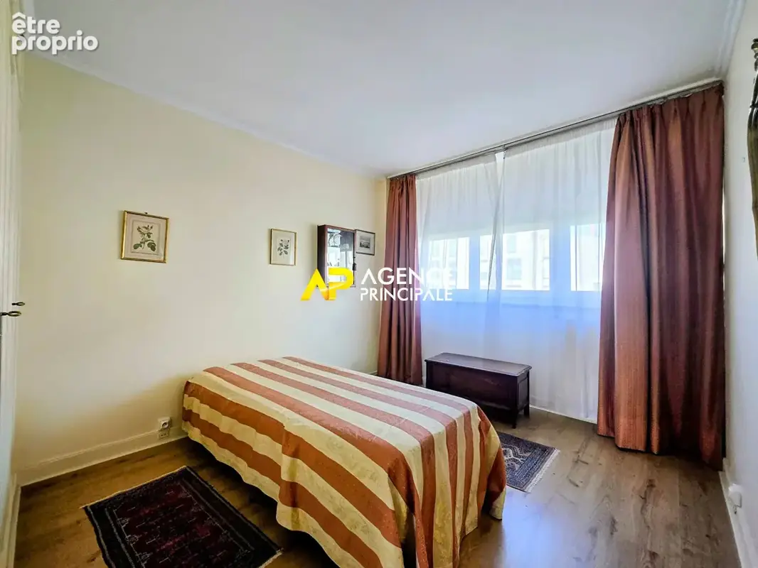 Appartement 4 pièces avec balcon, caves et parking à 12 minutes de la gare du centre ville - photo 11