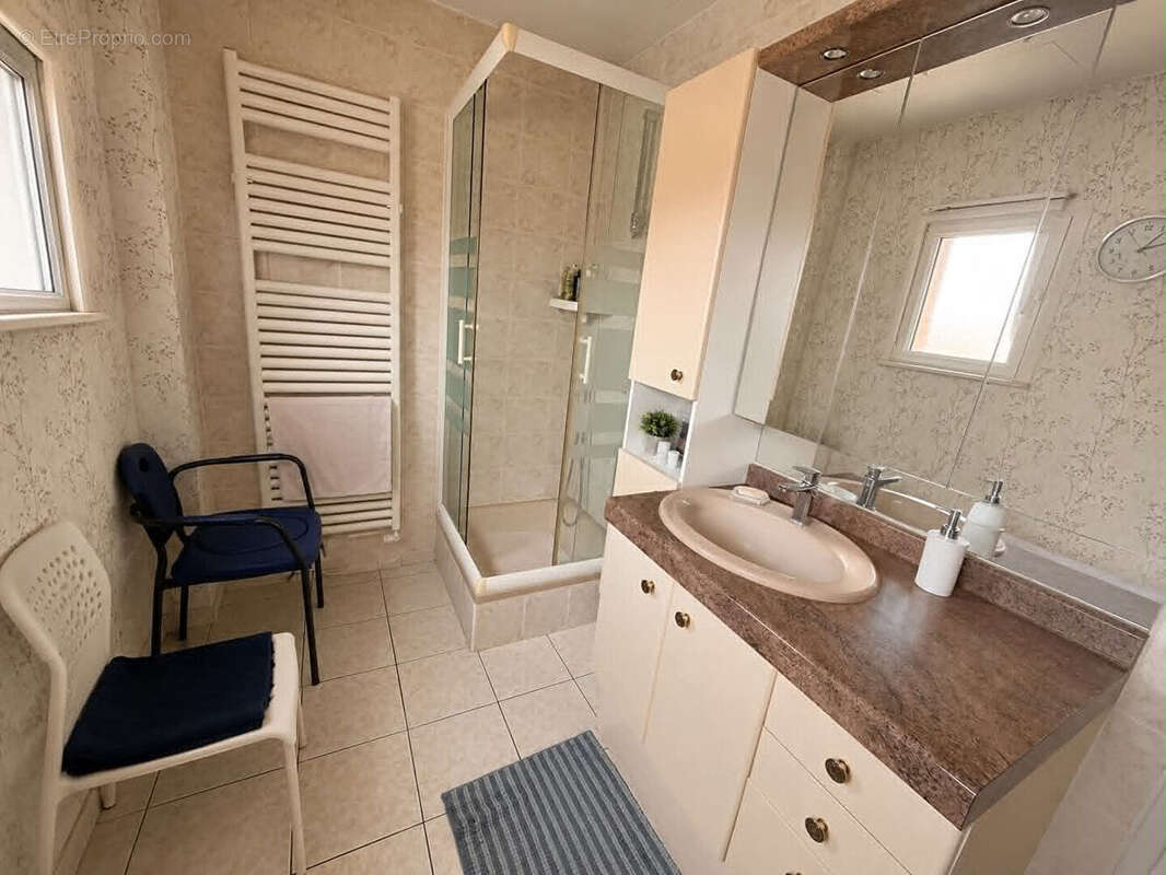 Maison à PETITE-FORET