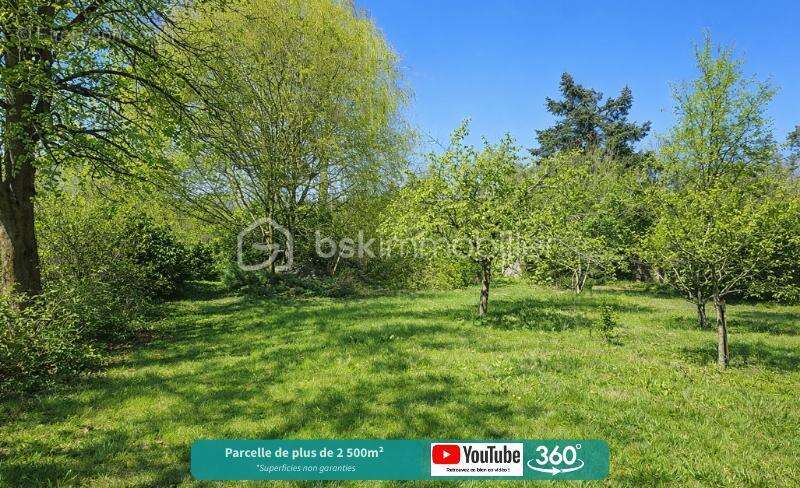 Maison familiale sur sous sol intégral avec terrain constructible - photo 16