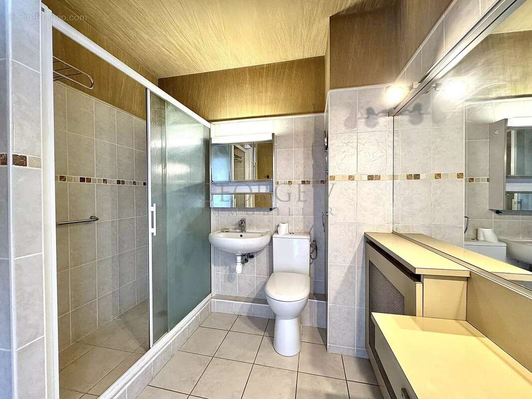 Appartement à BOURG-LA-REINE