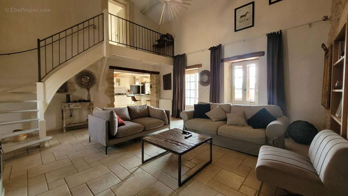 Maison à GOUDARGUES