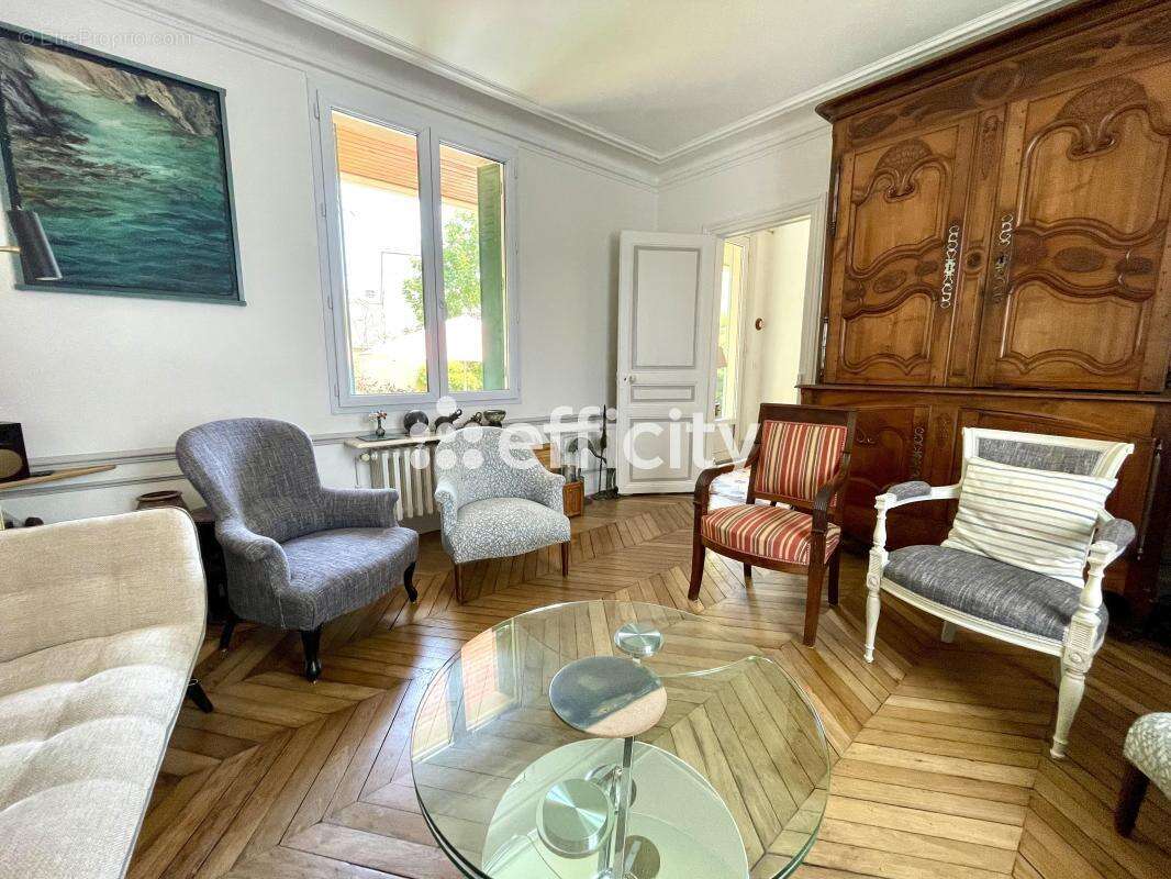 Maison à VERSAILLES