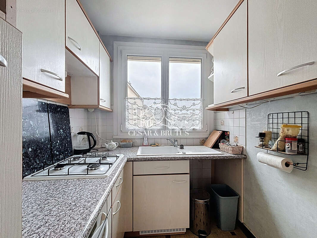 CUSINE - Appartement à LYON-3E
