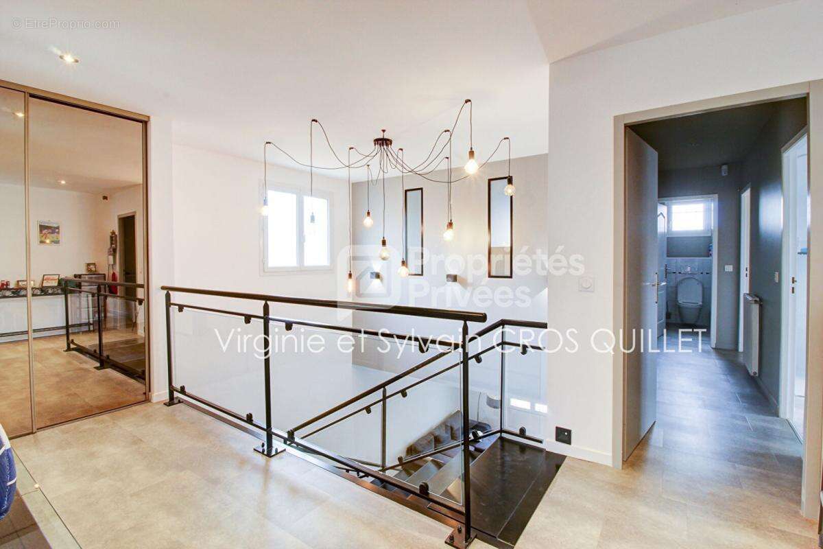Maison Montastruc La Conseillere 144 m2 + GRAND GARAGE 91 m² - photo 5
