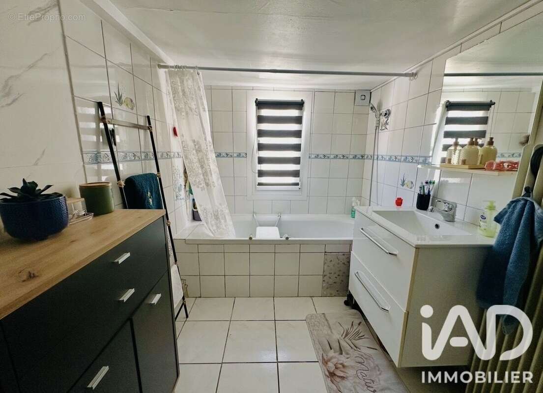 Maison 56 m² à Douai  - photo 4