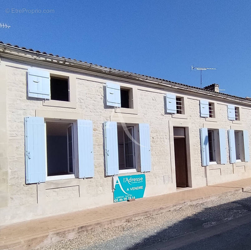 Maison à THENAC