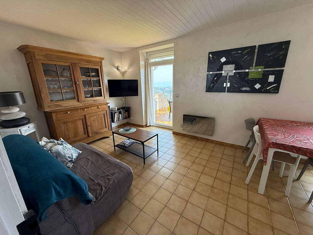 Appartement à ALBOUSSIERE