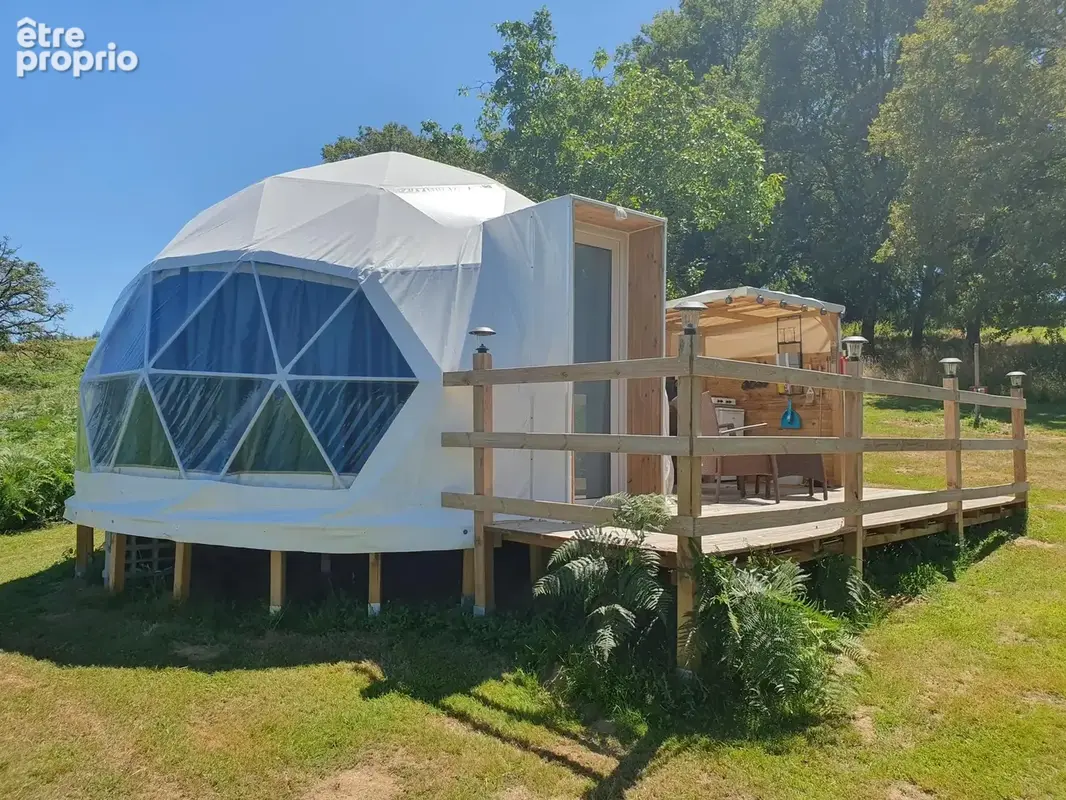 Moulin offrant une grande maison familiale avec potentiel pour gîte, camping ou restaurant - photo 3
