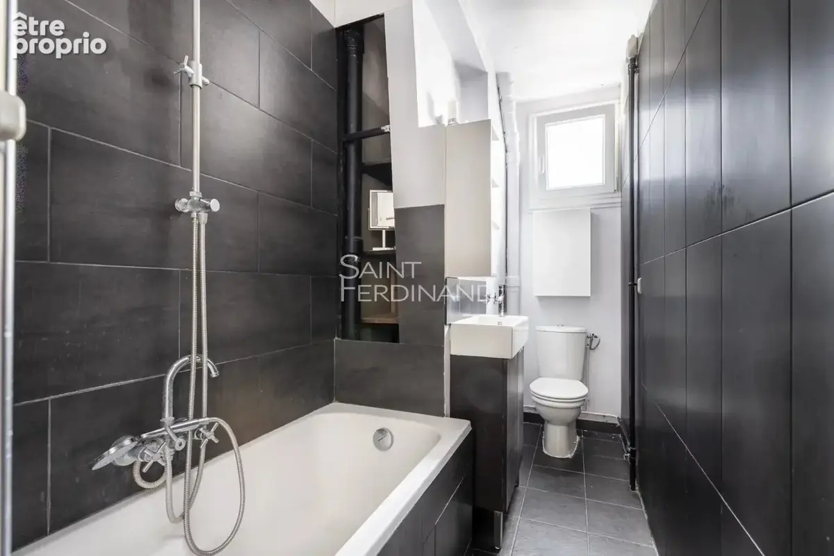 PARIS 15e - Exclusivité - COMMERCE / LA MOTTE PICQUET - 7e étage asc. Vue dégagée. - photo 6