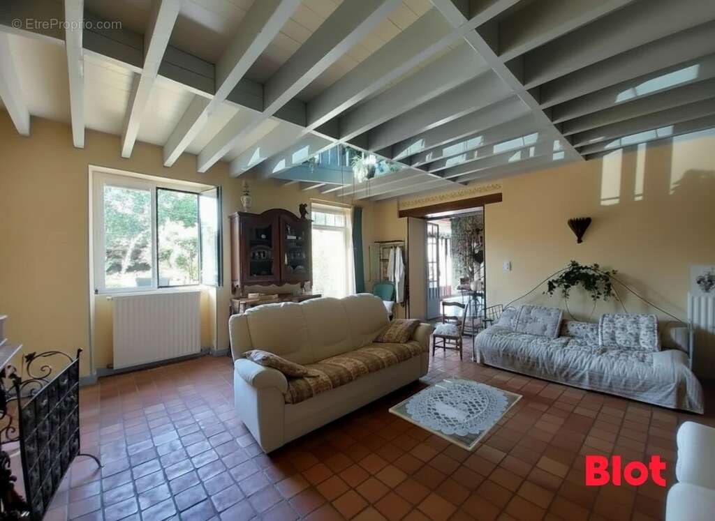 Maison 5 pièces 140 m² à vendre à Plechatel (35470) - photo 5