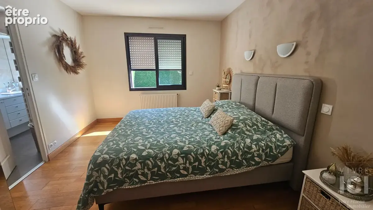 Maison Sainte Luce Sur Loire - 190 m² - photo 6