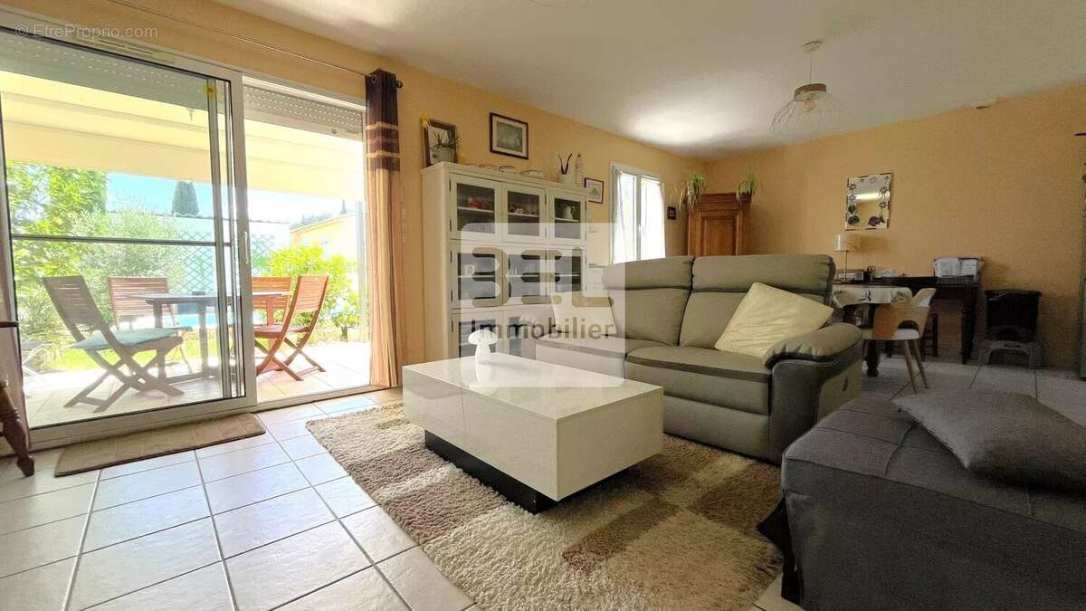 Maison a laudun avec piscine - photo 10