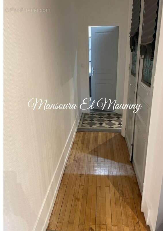 Appartement à SAVONNIERES