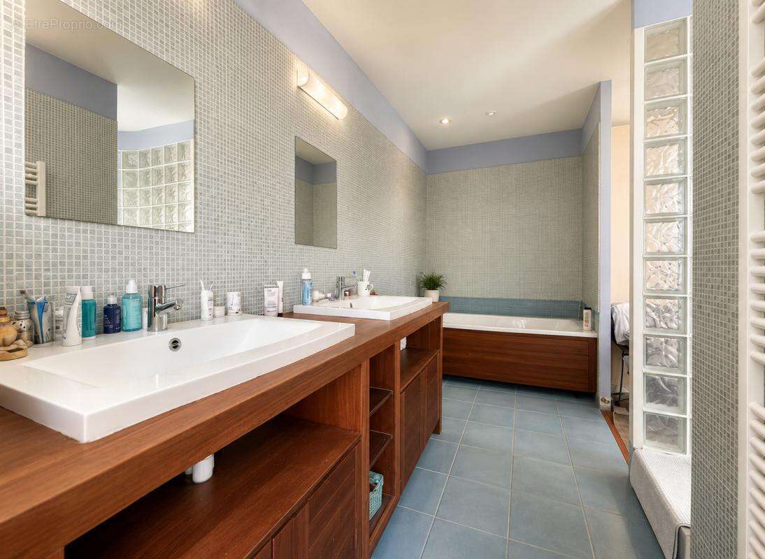 Vente maison 210 m2 BORDEAUX (33300) - photo 10