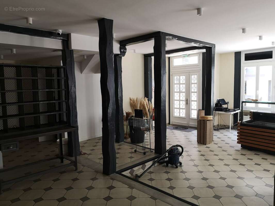 Commerce à CREPY-EN-VALOIS