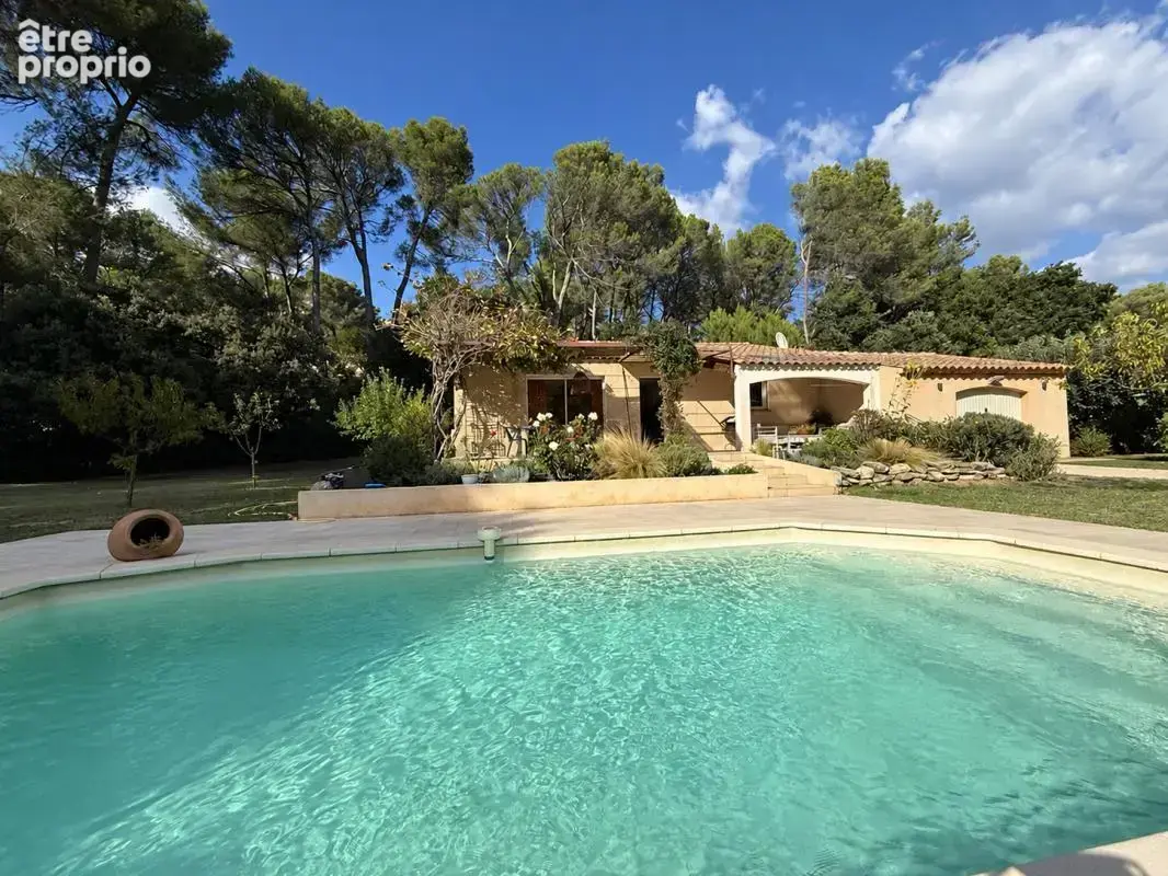 Photo Maison à Salon-De-Provence au prix de 577 000€