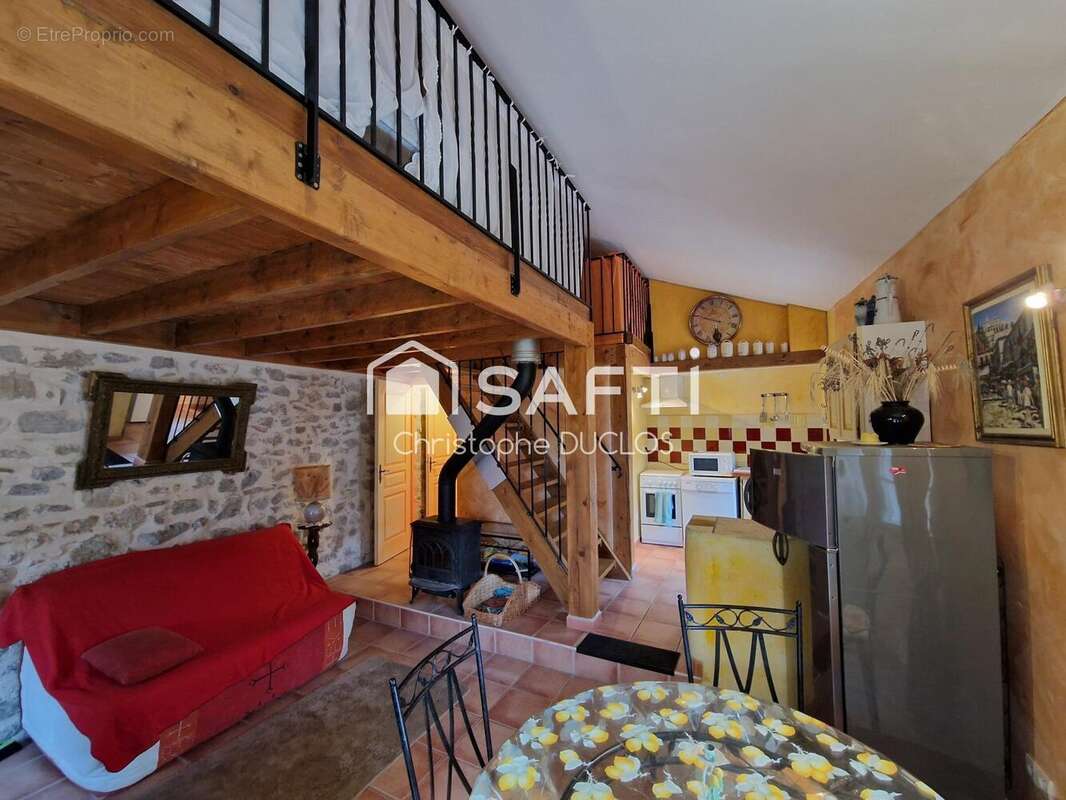 Maison 190 m² à Chateauneuf-Miravail  - photo 8