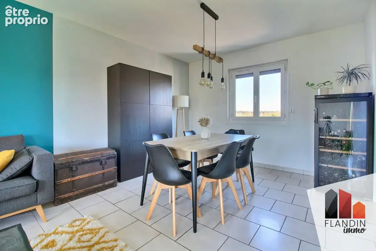 Appartement 88 m² à Vernaison  - photo 4